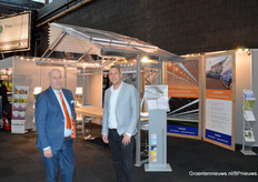 Carl Stougie en Barry Steentjes (SchermNed): “Insecten zien er geen gat in.”